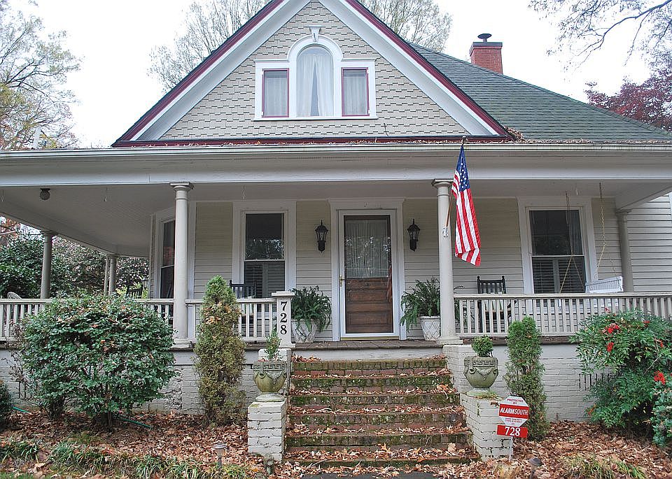 Beautiful wrap around porch