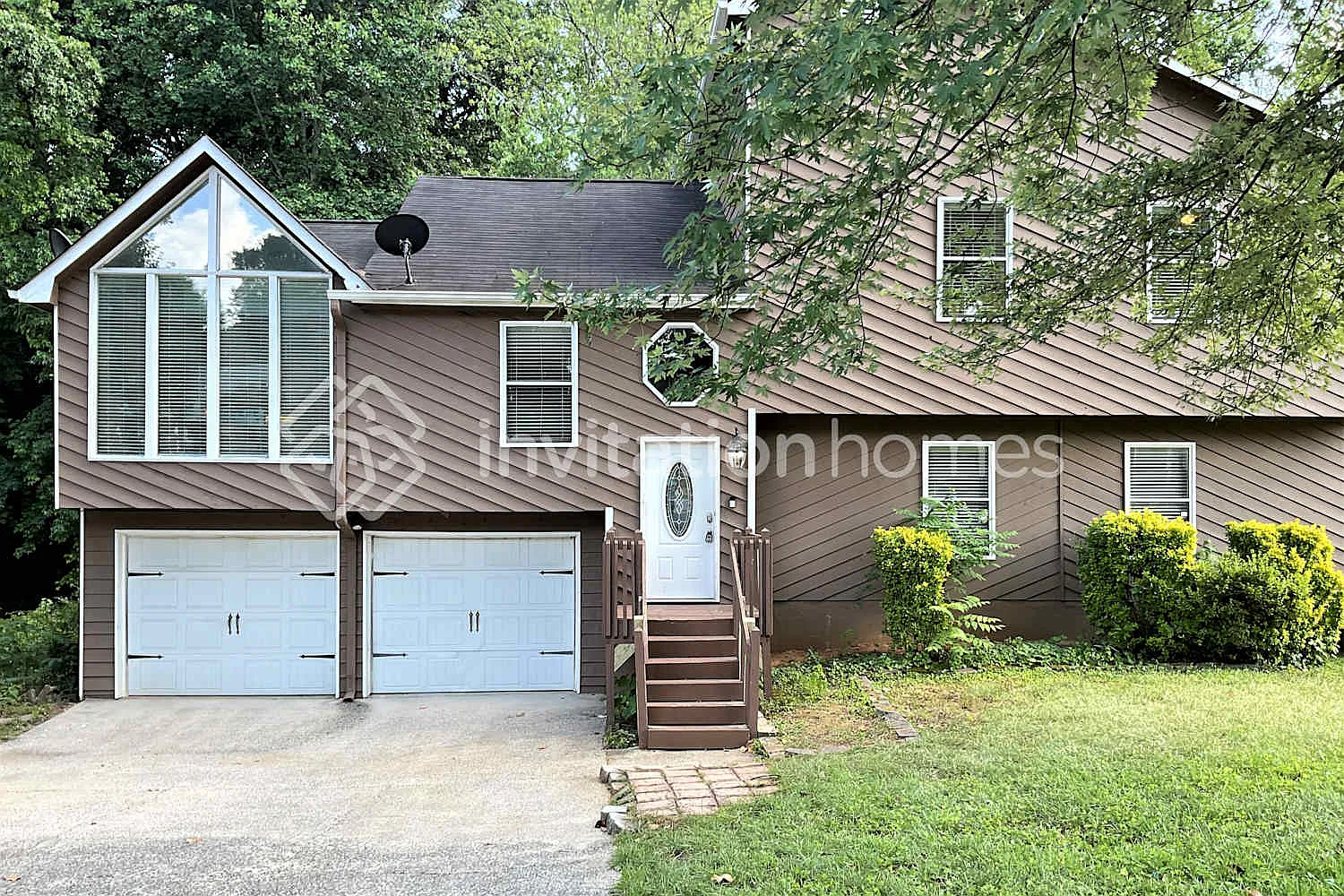 2417 Broward Dr NE Marietta, GA 30066 — Photo 1