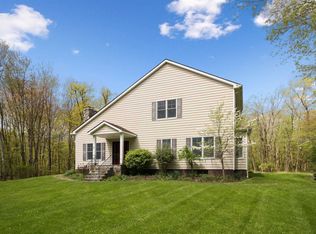185 Quinlan Rd, Poughquag, NY 12570