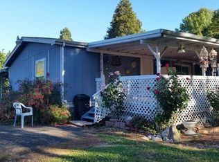 802 Tipton Rd, Roseburg, OR 97471