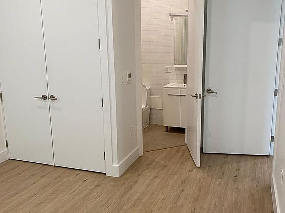 4th image of 325 Amherst St APT 2