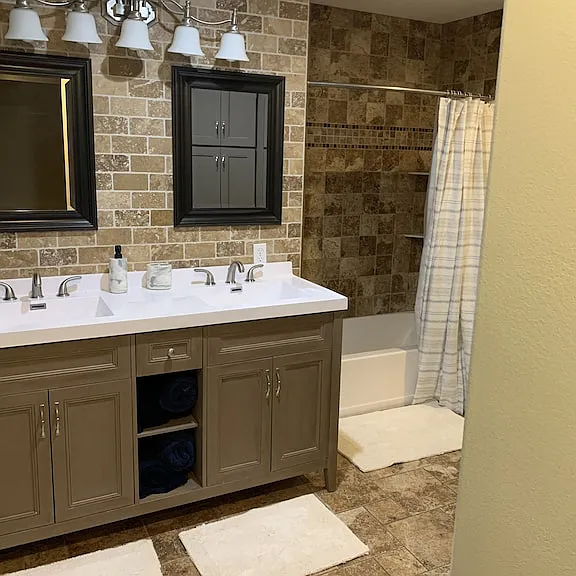 4410 Beach Ln NE — Photo 11