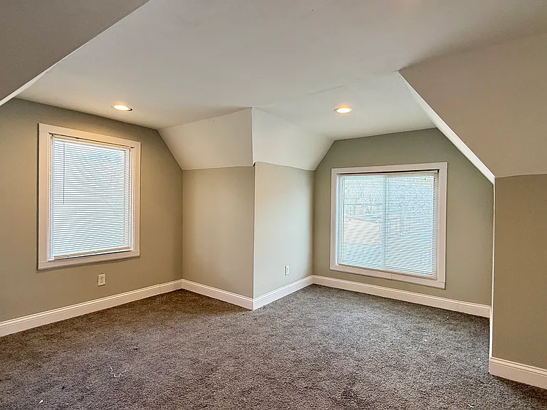 18121 Bentler St — Photo 12