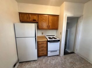 402 S Wayland Ave, Sioux Falls, SD 57103