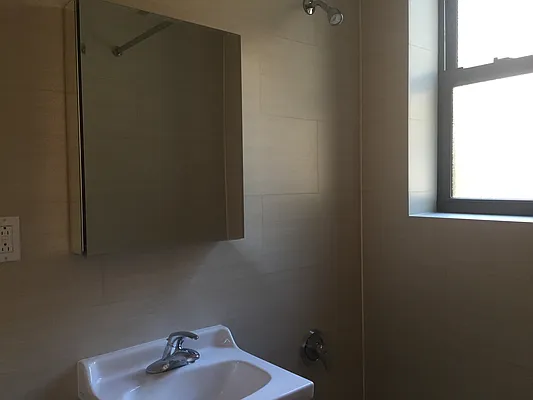 Rented by Geraldine Capasso, LREB | media 21