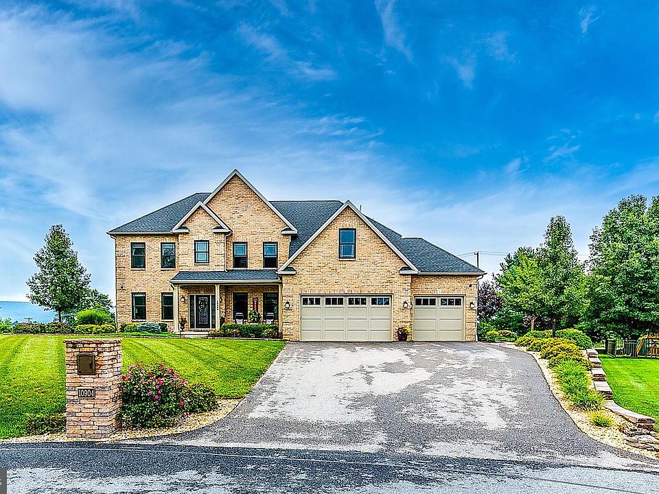 1st image of 10904 Sassan Ln
