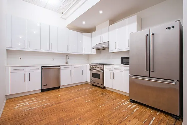 Rented by Citi Habitats | media 3