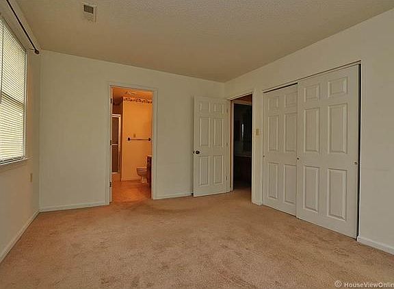 4th image of 1121 N Desloge Dr