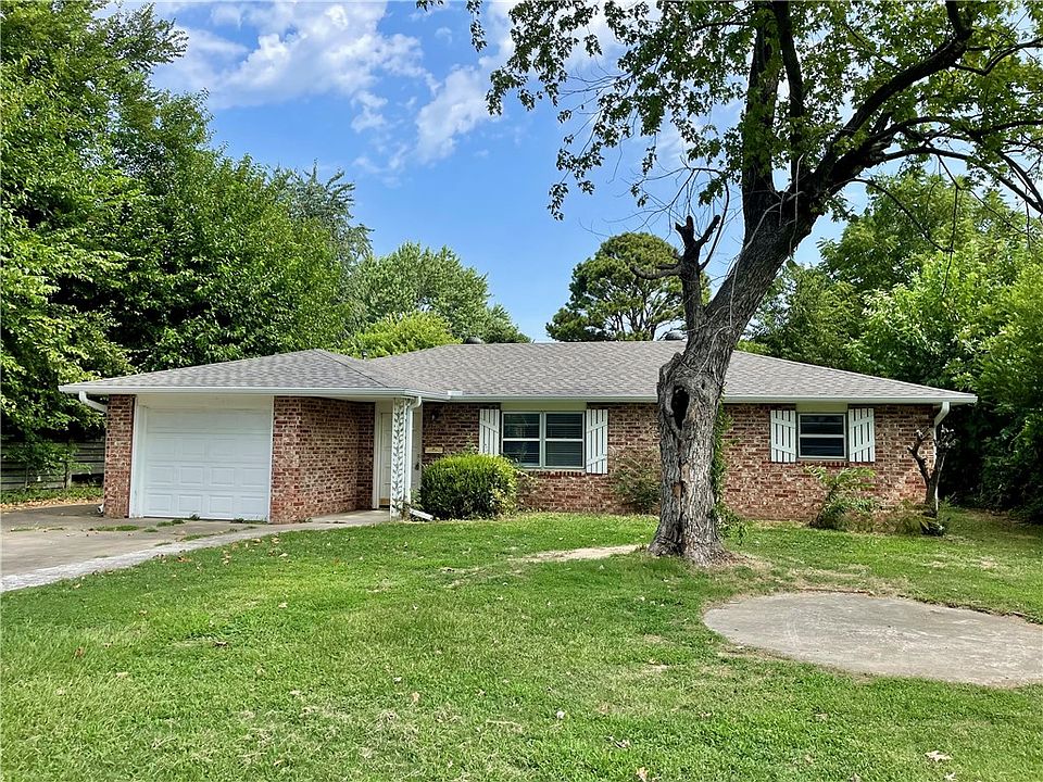 1st image of 2100 Dee Ave