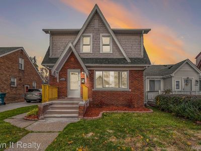 1390 Warwick Ave, Lincoln Park, MI, 48146