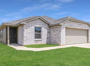 421 Shorty St, Mabank, TX 75147