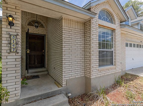 3rd image of 8147 Oak Island Dr