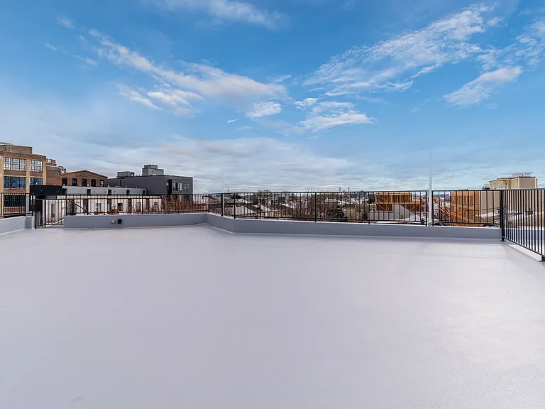1601 Frankford Ave — Photo 48