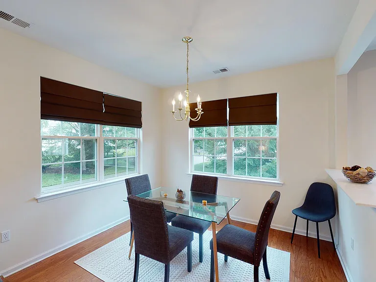 206 Concord Pl — Photo 10