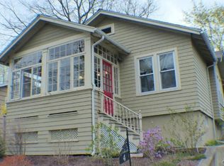 4 Moody Ave, Fairfield, CT 06825