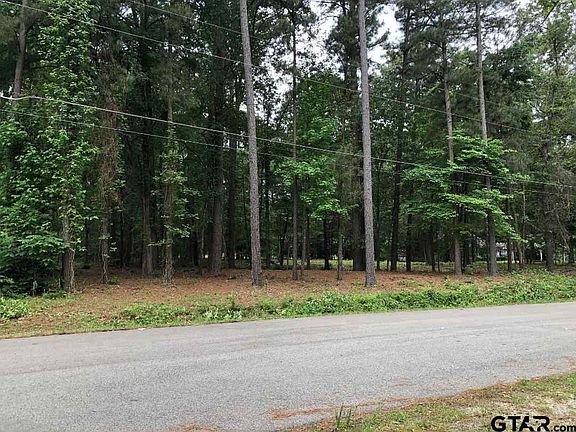 2nd image of N Lakeview Dr
