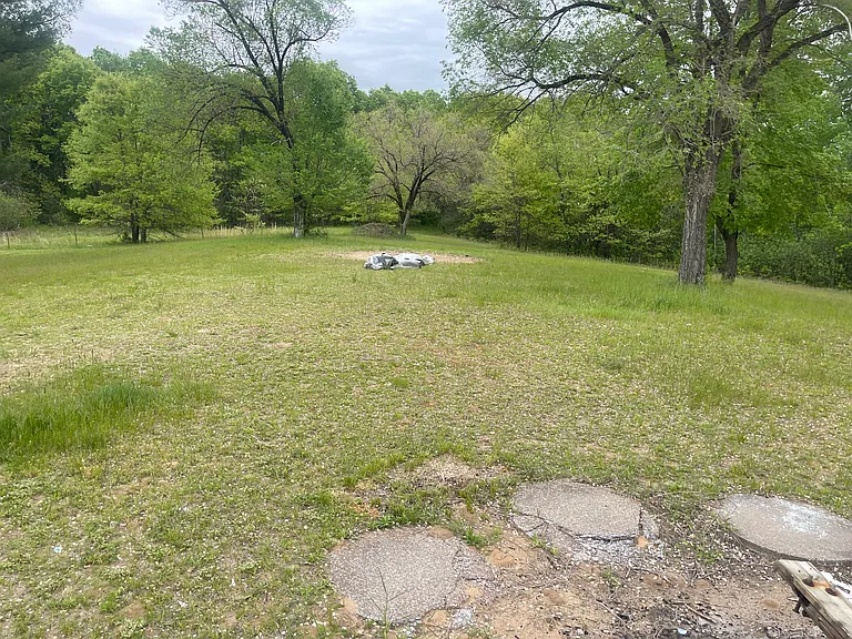 8774 Dublin Rd — Photo 5