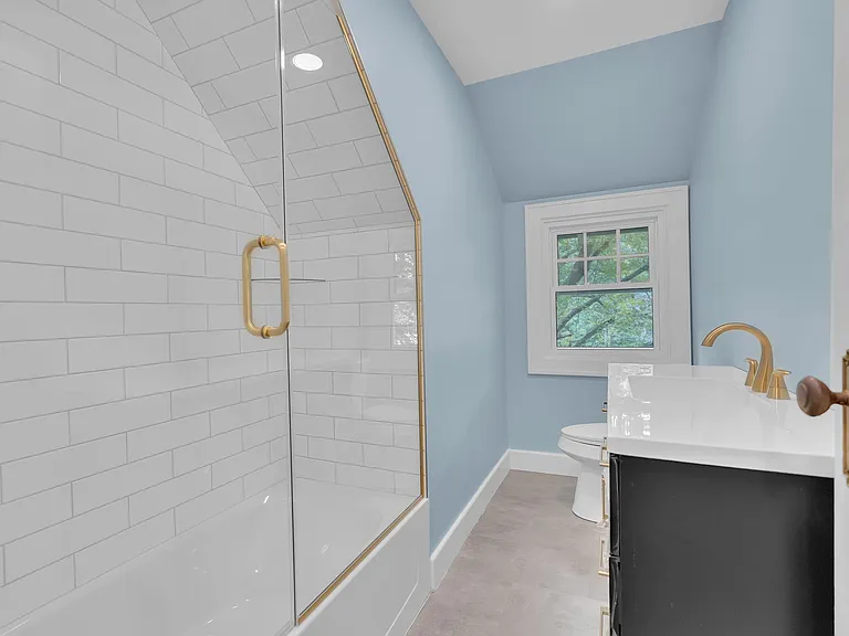 850 Campbell Blvd — Photo 33