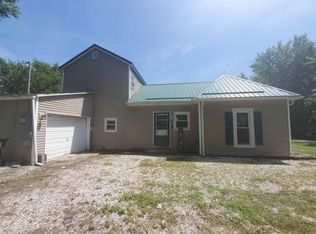 112 S Hickman St, Wheatland, IN 47597