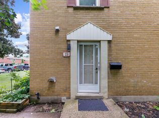 19 Arbour Glen Cres, London, ON N5Y 1Z9