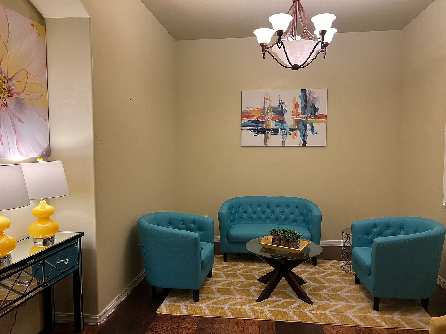2 bed, $2,500 — Photo 2