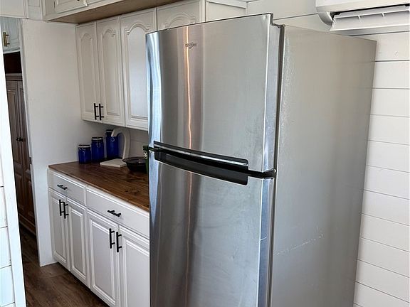 5th image of 19681 Summerlin Rd #482