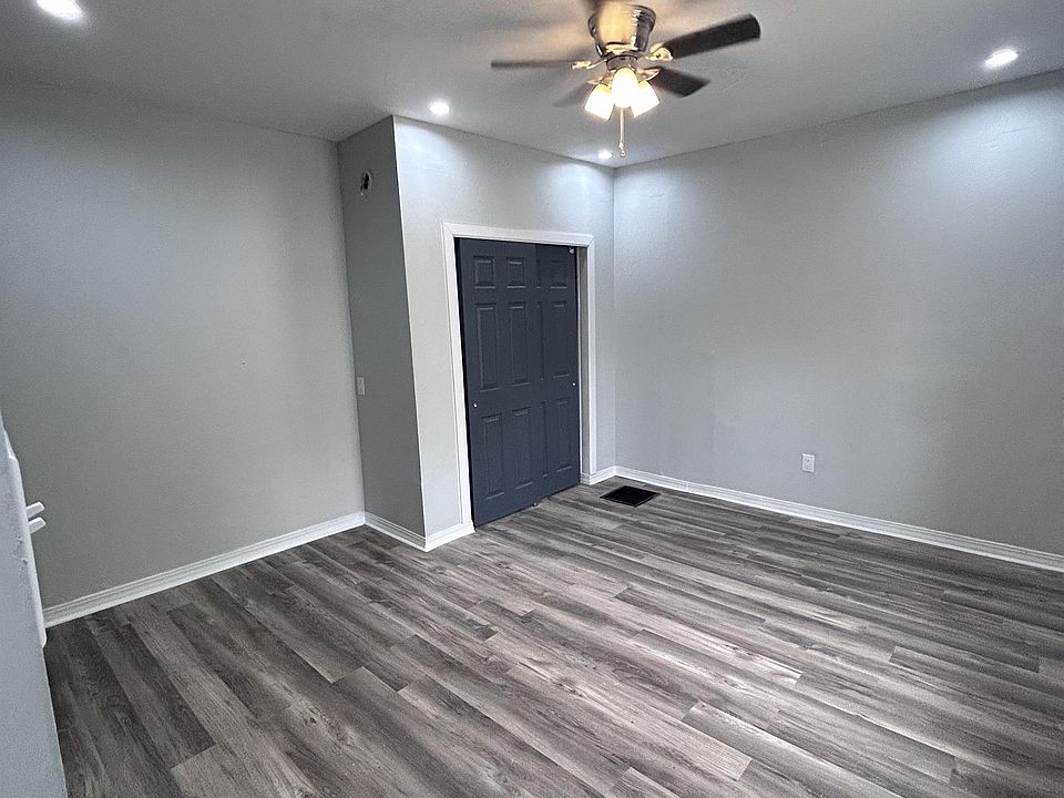 2nd image of 1057 Chestnut St Floor 1