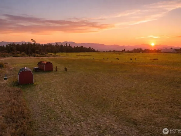 982 E Anderson Road, Sequim, WA 98382