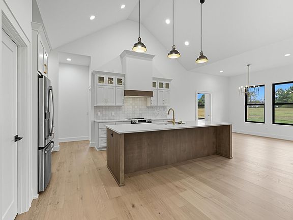 5th image of 1744 E Cobblestone Drive