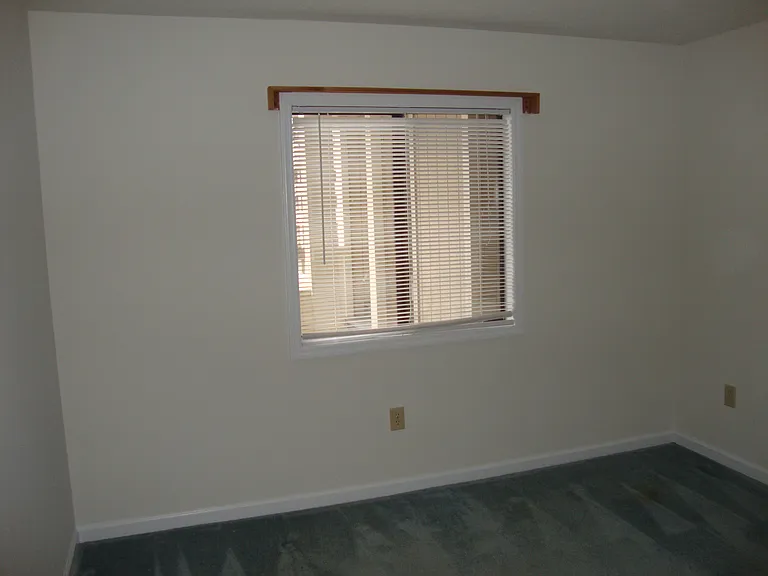 4258 Pinehurst Cir #R6 — Photo 6