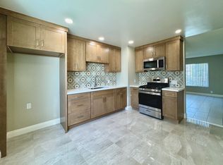 499 Rose Ave APT 6, Long Beach, CA 90802