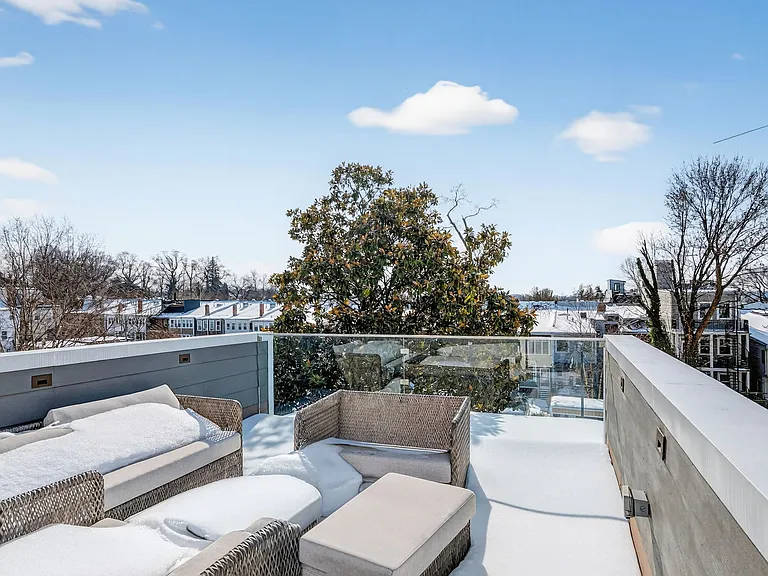 32 Adams St NW — Photo 54