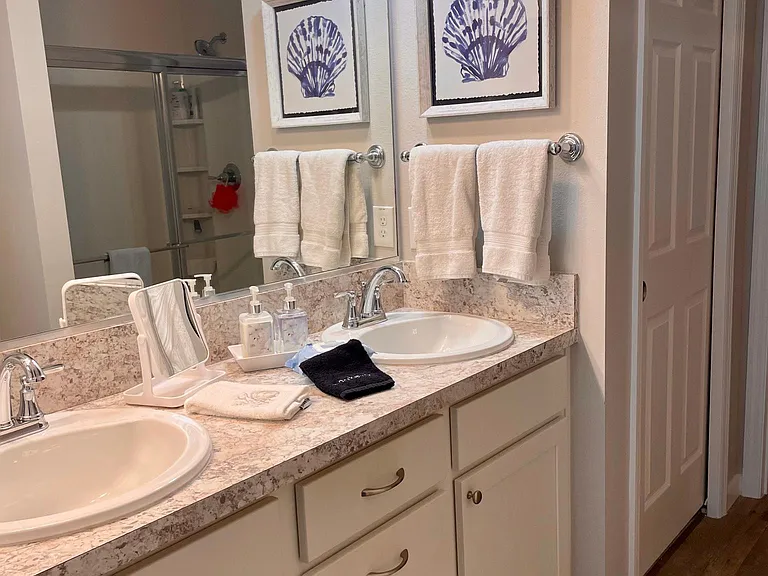 6054 Allen Ave — Photo 17