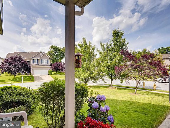 3rd image of 4406 Kildare Ct