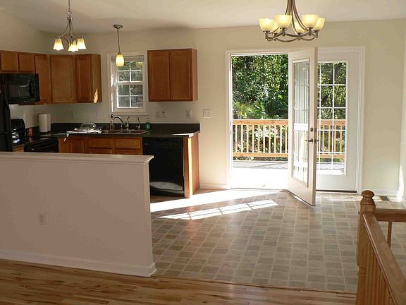 Kitchen & Dining Rms