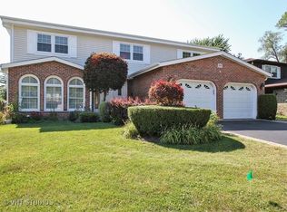 312 Bel Air Dr, Glenview, IL
