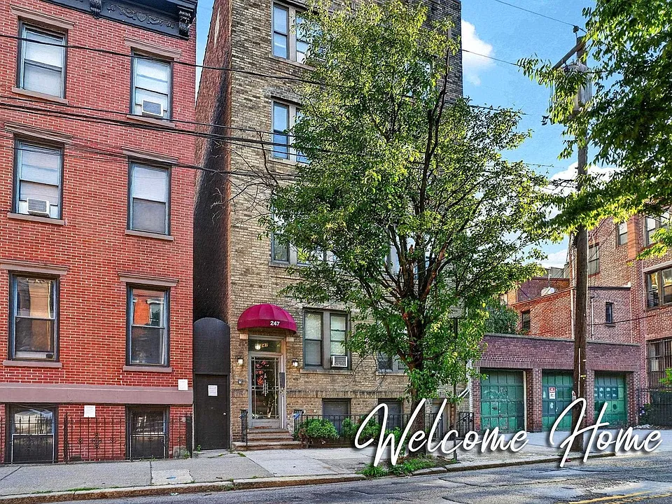247 Montgomery St #7