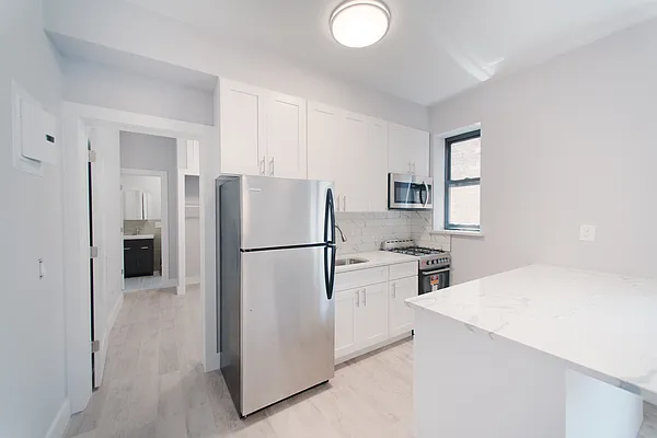 Rented by REAL New York | media 10