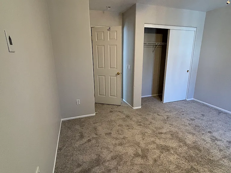 896 Cimarron Ln — Photo 26