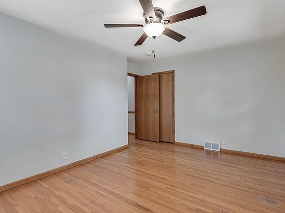 5th image of 7139 18th Ave S #2