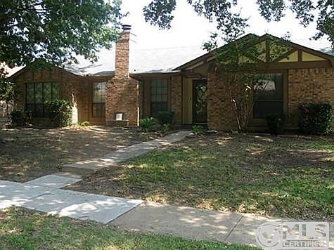 1st image of 1017 Field Trail Dr