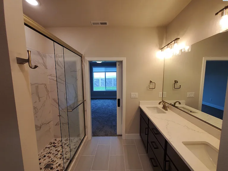 4130 N Clover Rd — Photo 29
