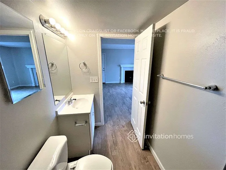 19322 E Purdue Cir — Photo 17