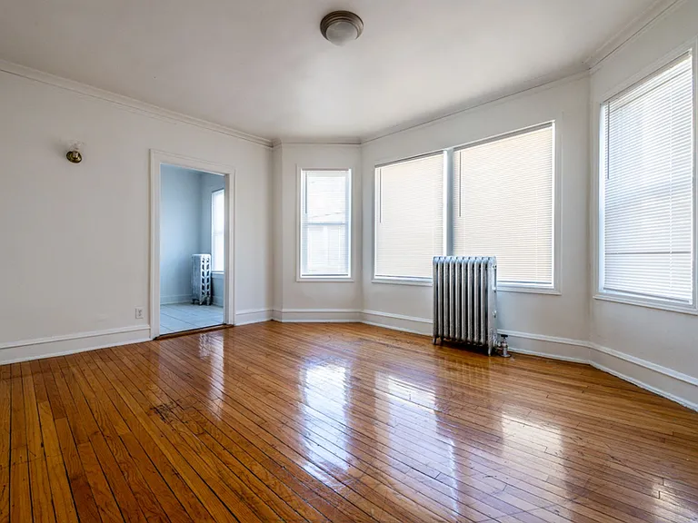 7941 S Marquette — Photo 15