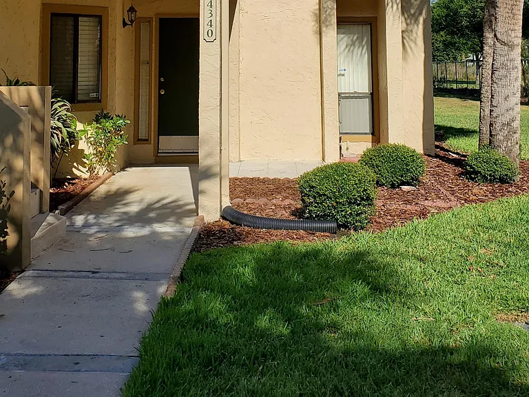 4340 Middlebrook Rd — Photo 1