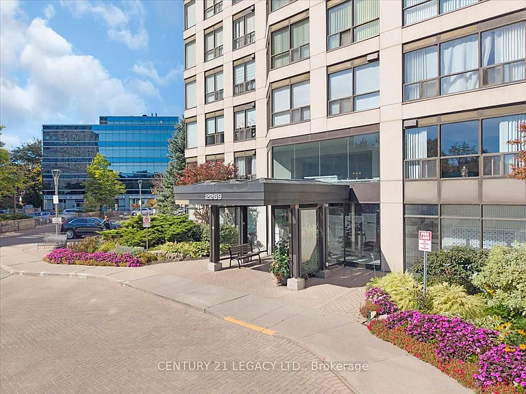2269 Lake Shore Blvd W #1207 — Photo 2