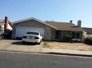 10042 Holborn St, Santee, CA 92071