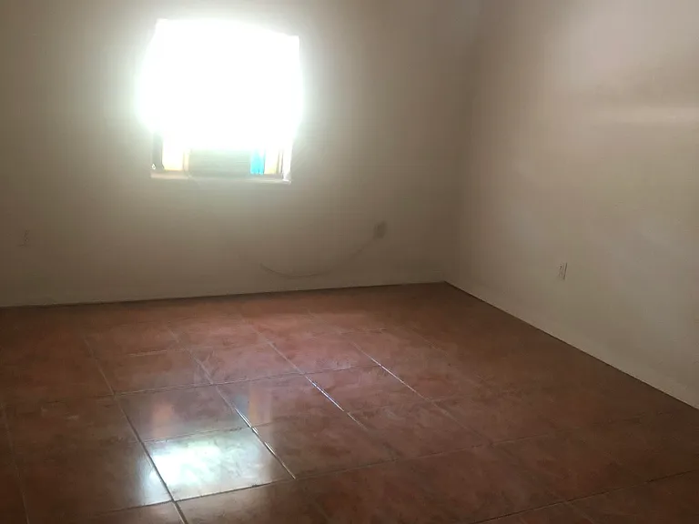 1815 Dennis St — Photo 3