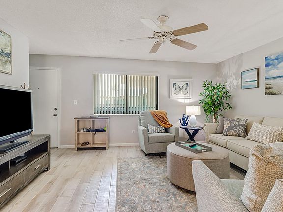 2nd image of 788 Park Shore Dr APT E36
