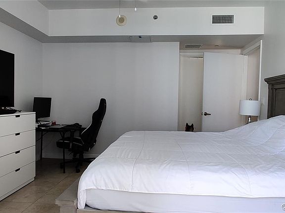 2nd image of 495 Brickell Ave APT 2008